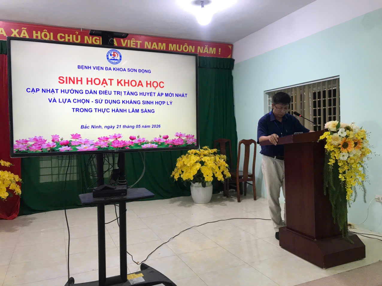 BỆNH VIỆN ĐA KHOA SƠN ĐỘNG - SINH HOẠT DƯỢC LÂM SÀNG|https://bvsktamthanbacninh1.com/web/ttyt-huyen-son-dong/chi-tiet-tin-tuc/-/asset_publisher/M0UUAFstbTMq/content/benh-vien-a-khoa-son-ong-sinh-hoat-duoc-lam-sang